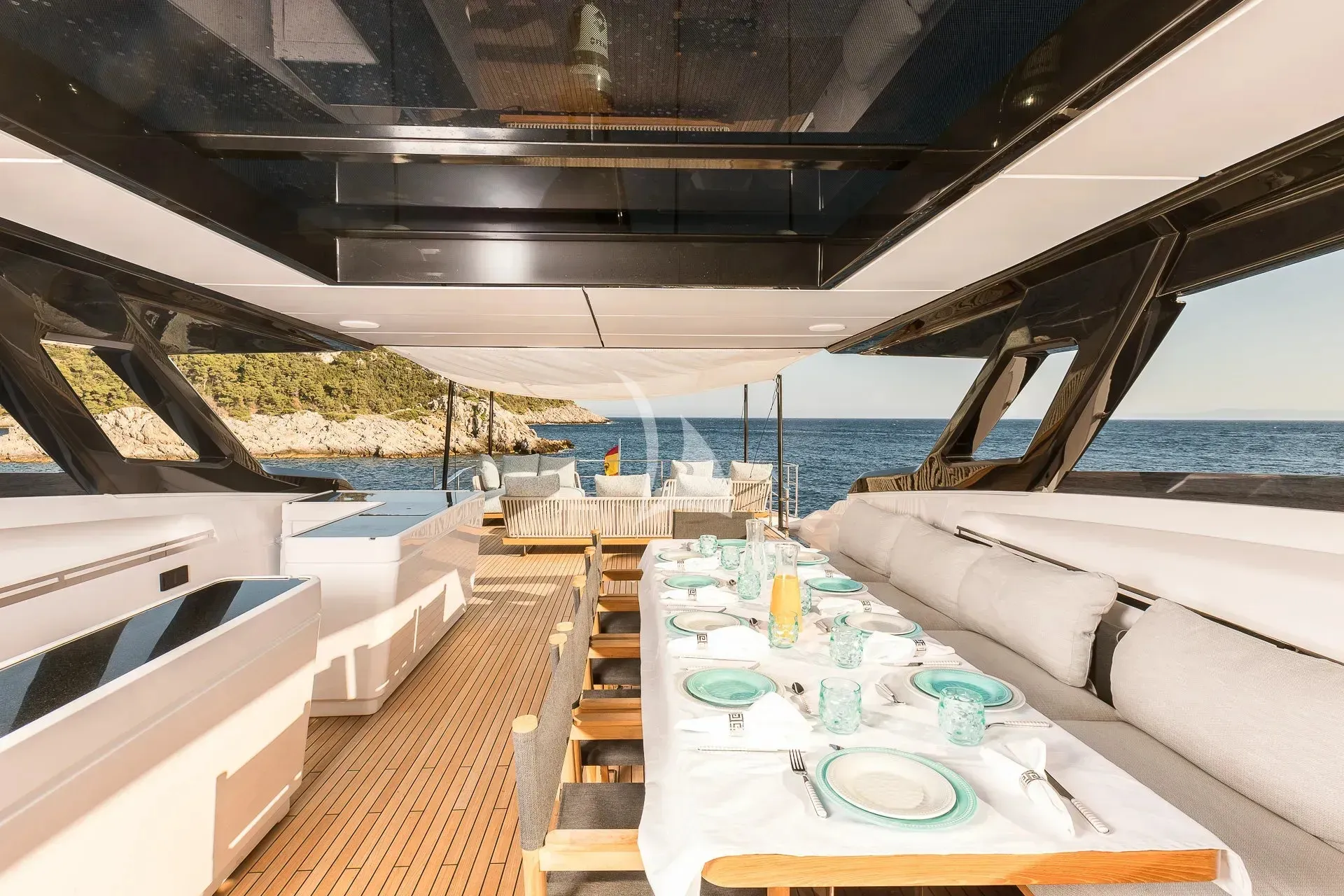 Nailu + 30.13m Ferretti Yachts motor yacht charter Mallorca photo 12