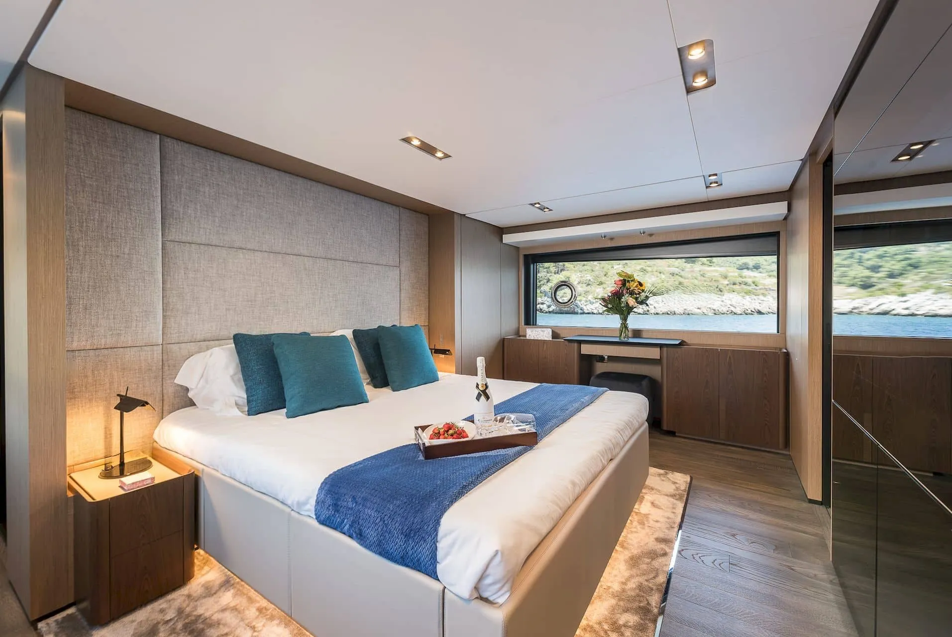 Nailu + 30.13m Ferretti Yachts motor yacht charter Mallorca photo 24