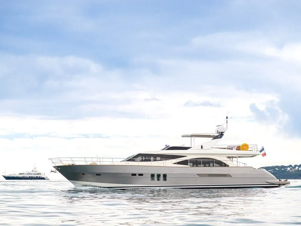 Passion 21.73m Couach motor yacht charter French Riviera photo 02