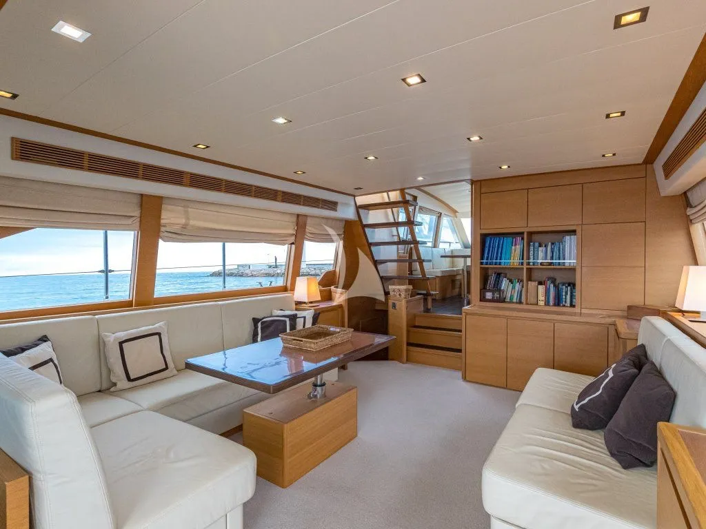 Passion 21.73m Couach motor yacht charter French Riviera photo 14
