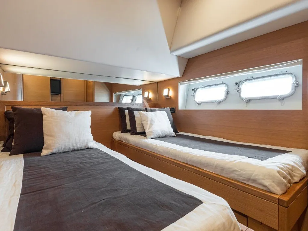 Passion 21.73m Couach motor yacht charter French Riviera photo 25
