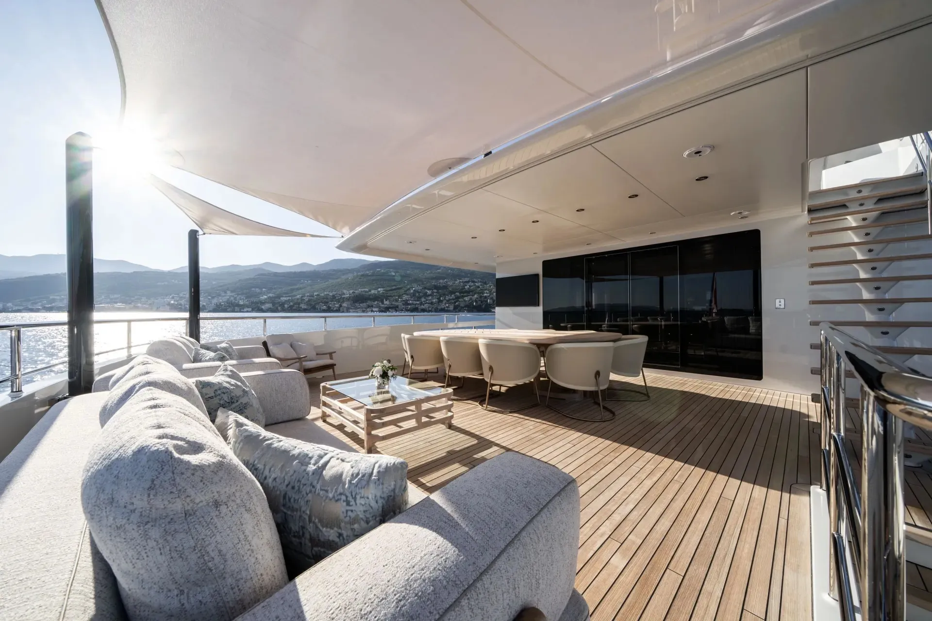 Reliance 55m Heesen motor yacht charter French Riviera photo 10