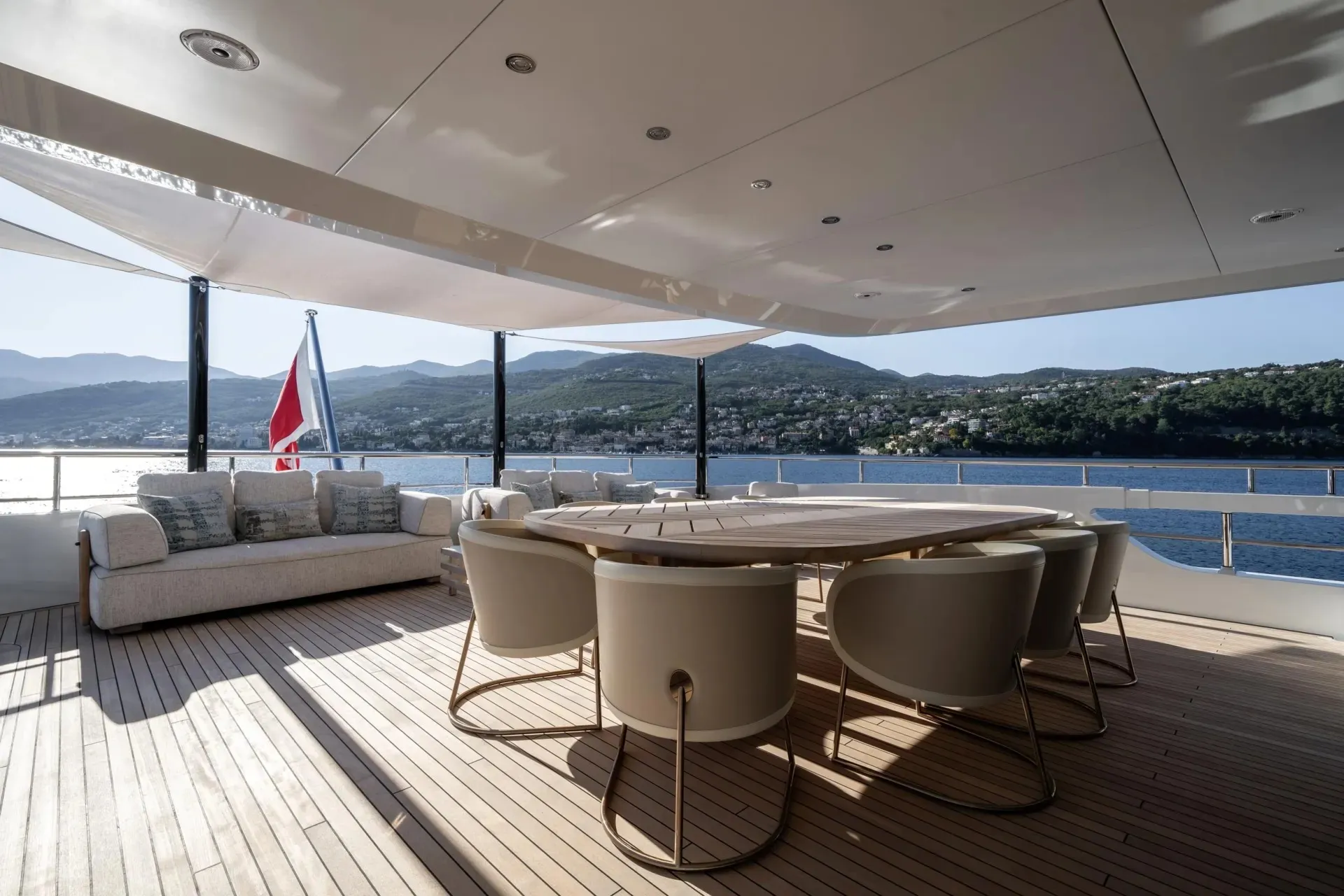 Reliance 55m Heesen motor yacht charter French Riviera photo 12