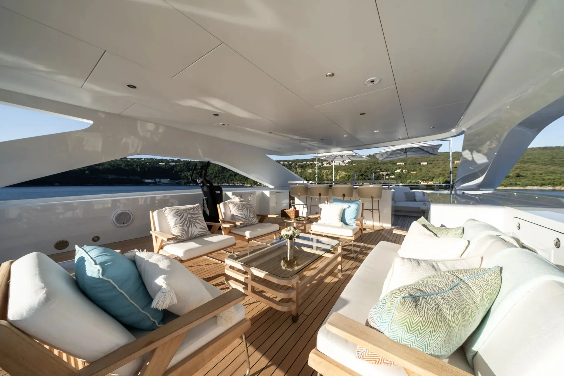 Reliance 55m Heesen motor yacht charter French Riviera photo 14