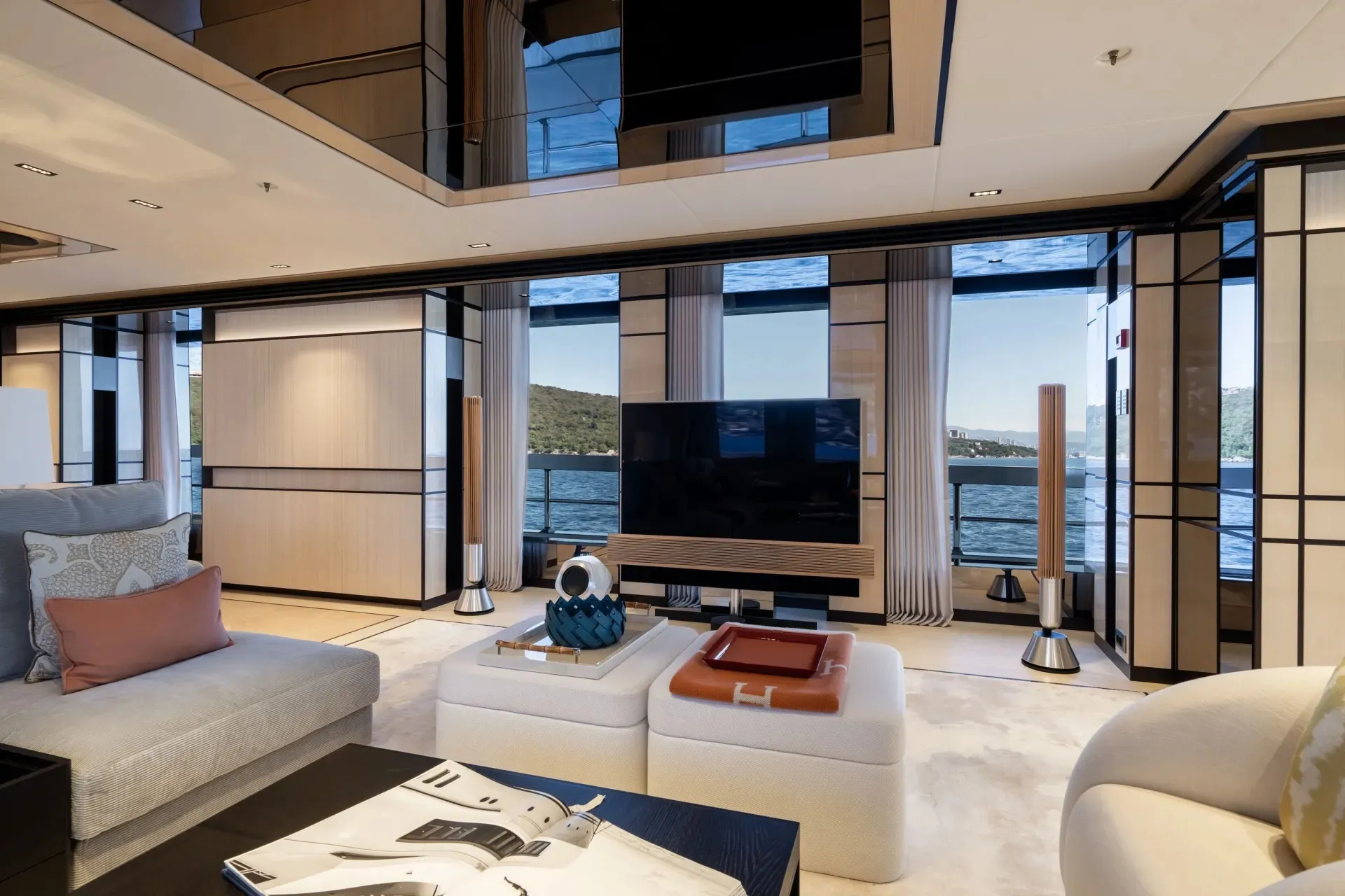 Reliance 55m Heesen motor yacht charter French Riviera photo 19