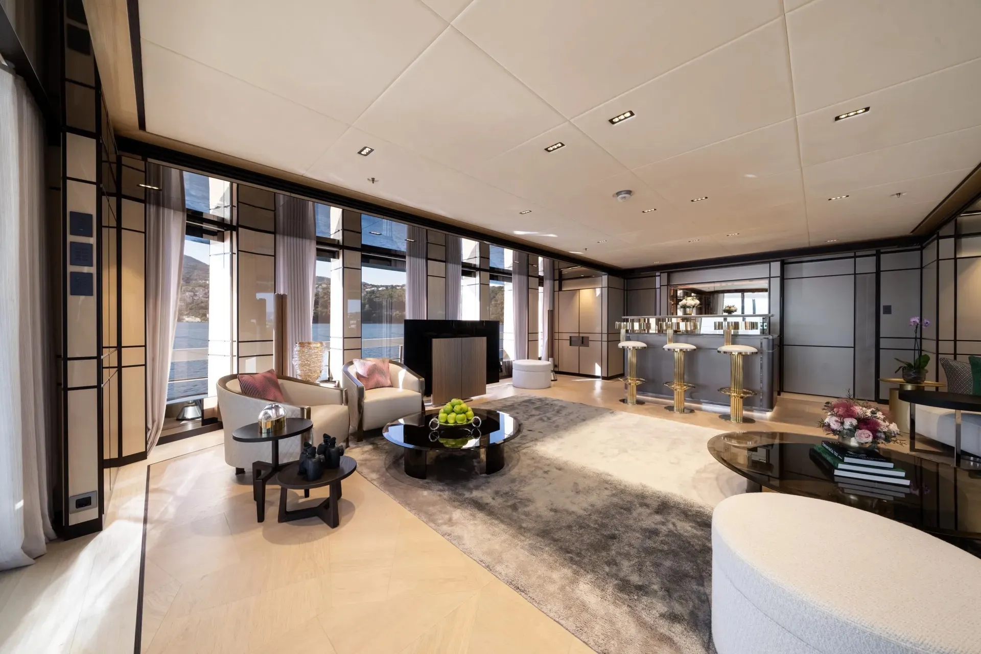 Reliance 55m Heesen motor yacht charter French Riviera photo 20