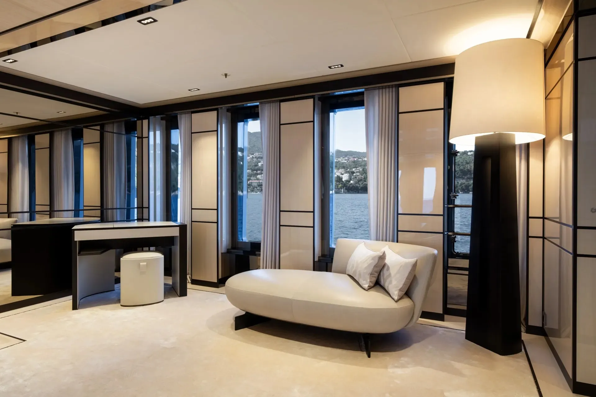 Reliance 55m Heesen motor yacht charter French Riviera photo 37