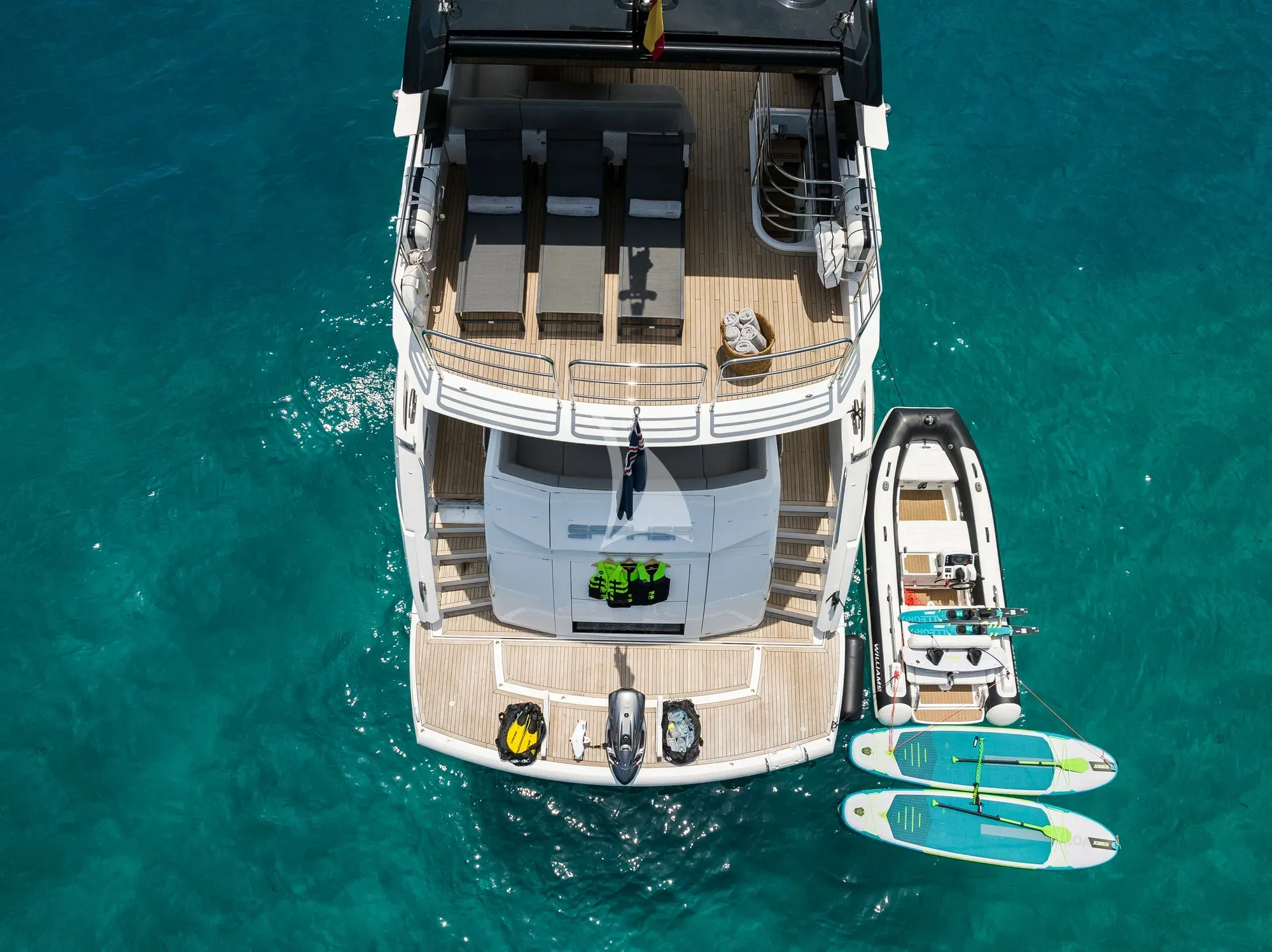 Saahsa 23.6m Sunseeker motor yacht charter Ibiza photo 10
