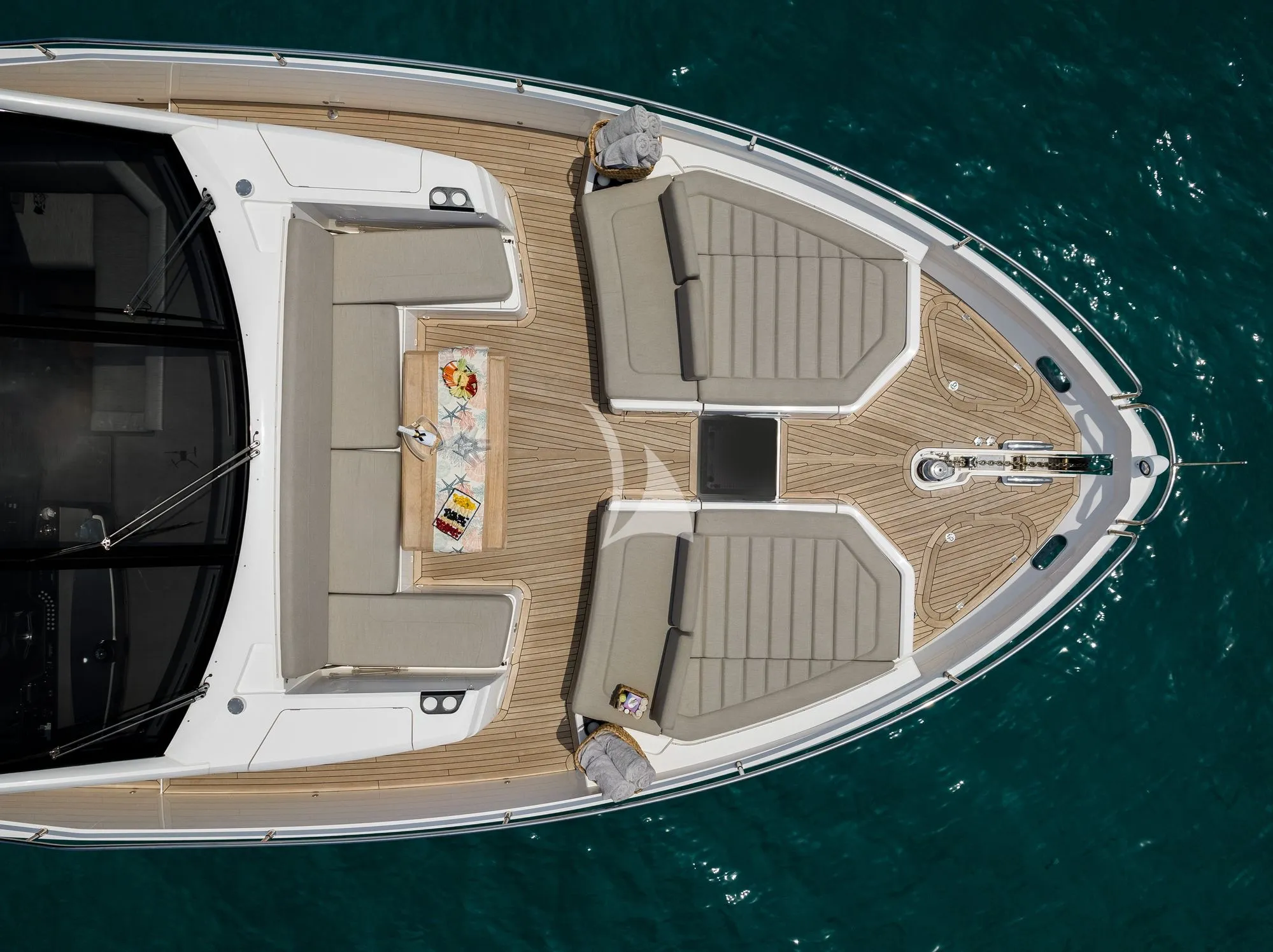 Saahsa 23.6m Sunseeker motor yacht charter Ibiza photo 11