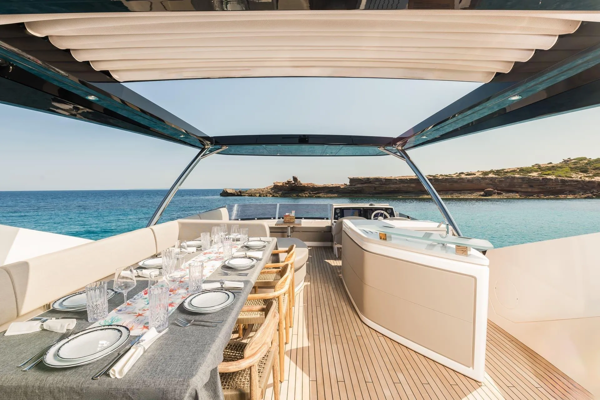 Saahsa 23.6m Sunseeker motor yacht charter Ibiza photo 20