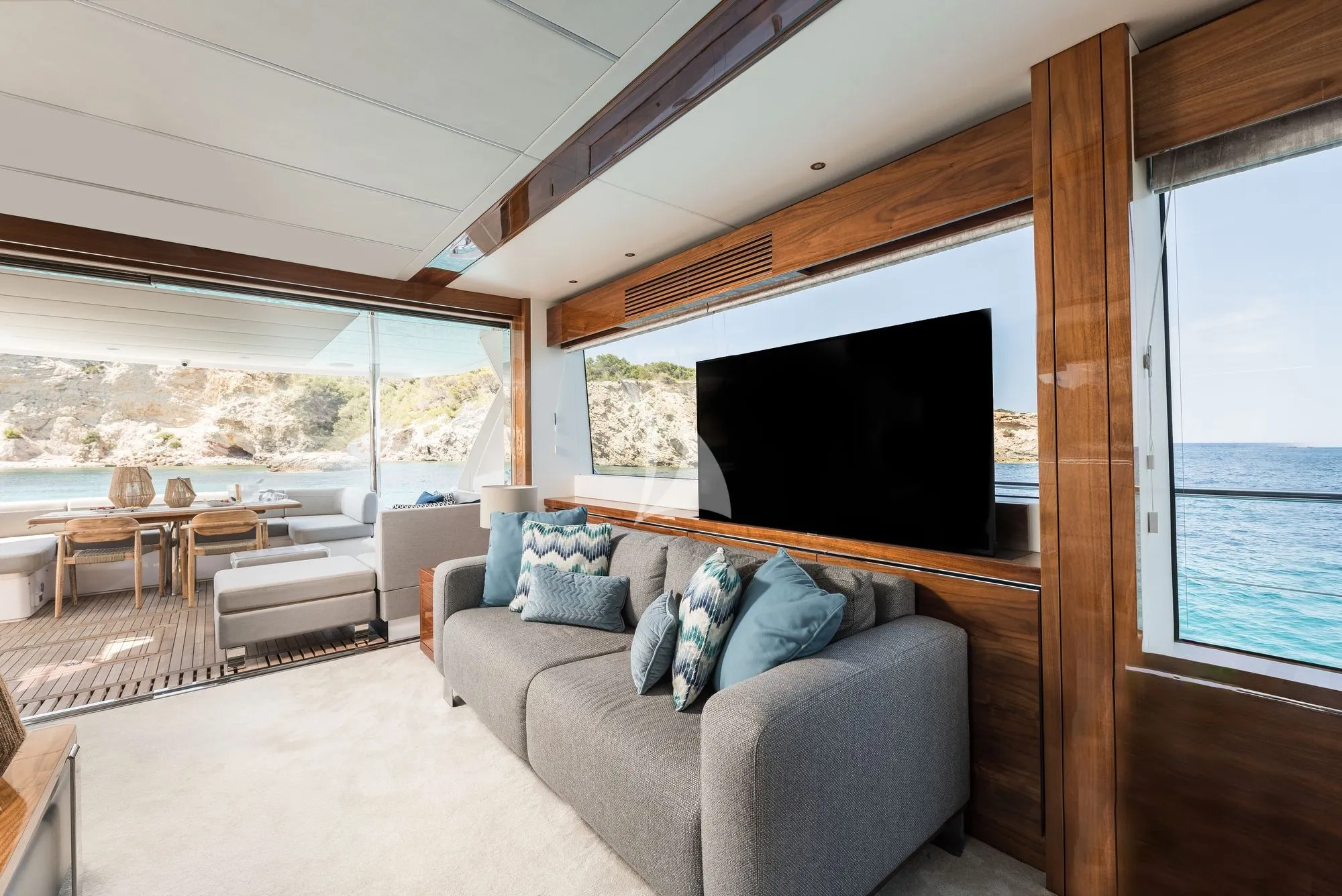 Saahsa 23.6m Sunseeker motor yacht charter Ibiza photo 22