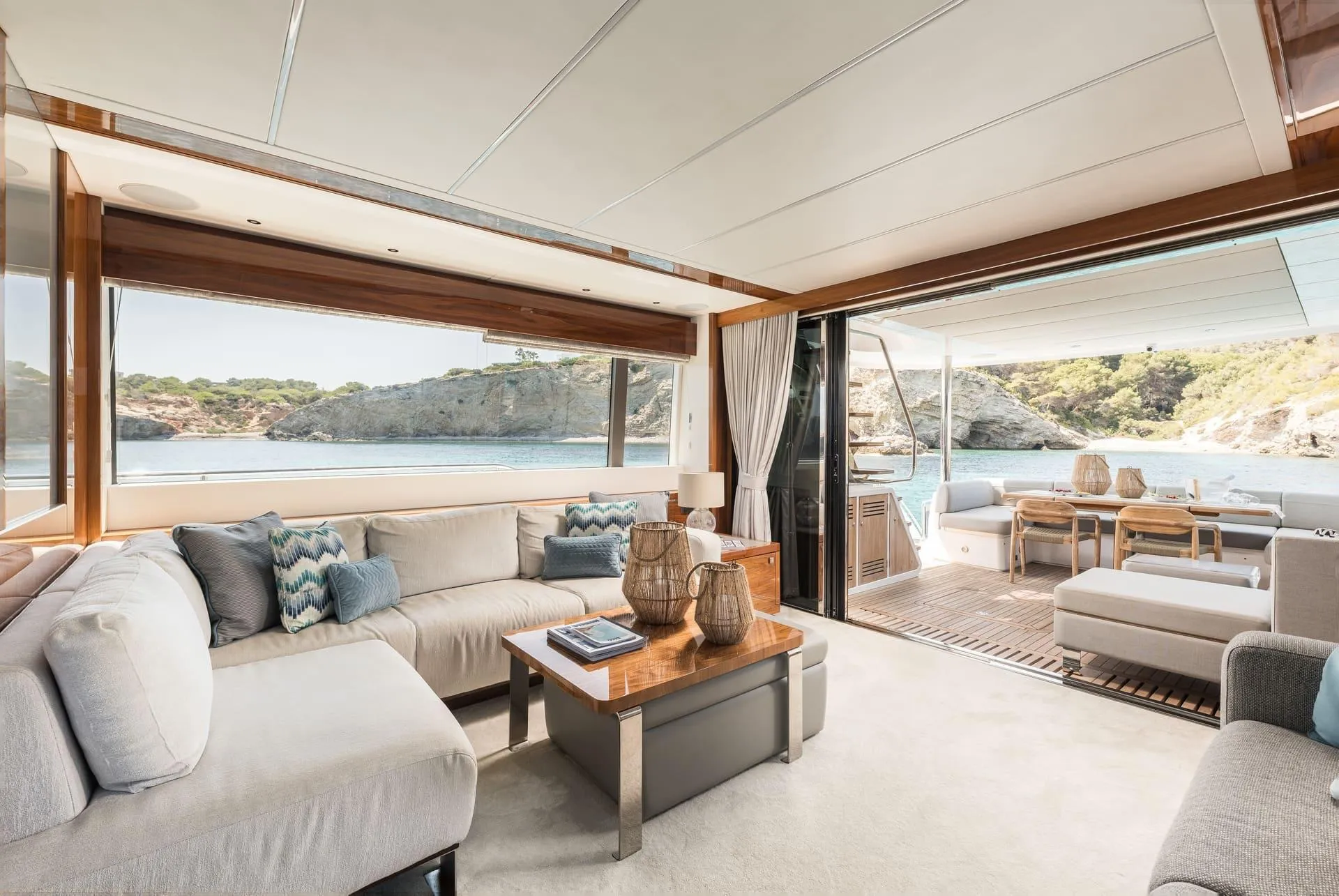 Saahsa 23.6m Sunseeker motor yacht charter Ibiza photo 24