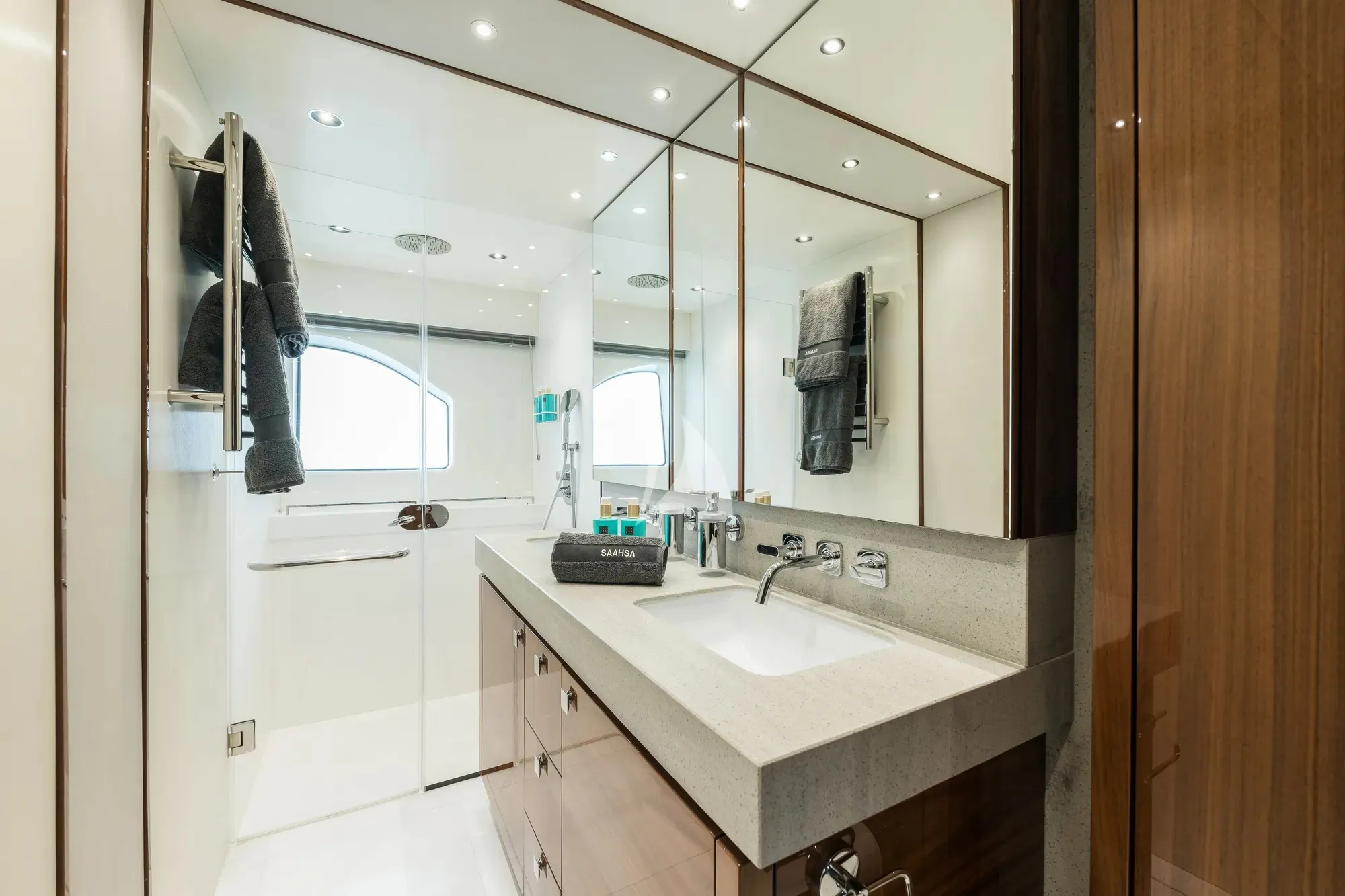 Saahsa 23.6m Sunseeker motor yacht charter Ibiza photo 36
