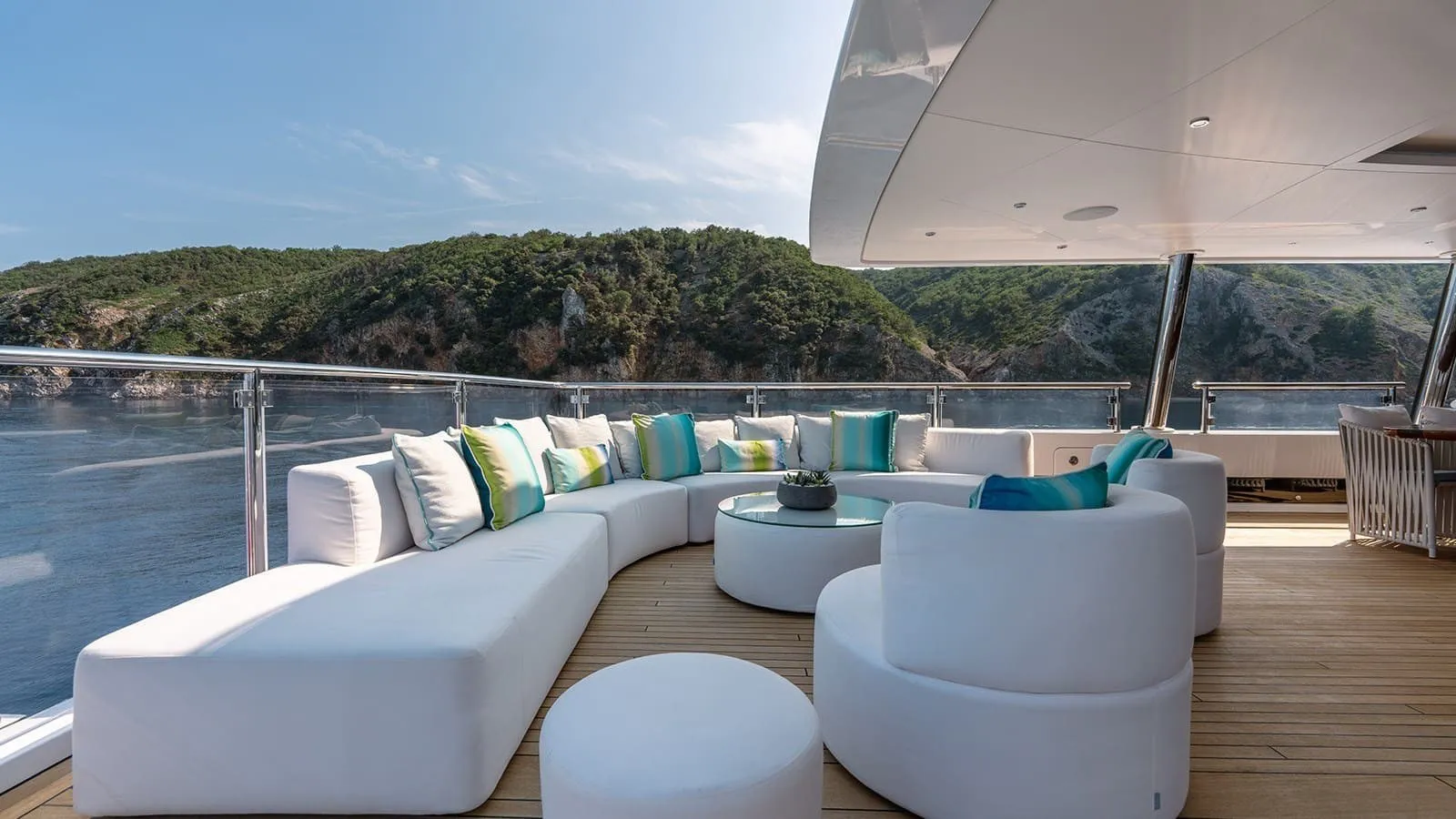 Seagull MRD 49.9m Benetti motor yacht charter Mediterranean photo 12