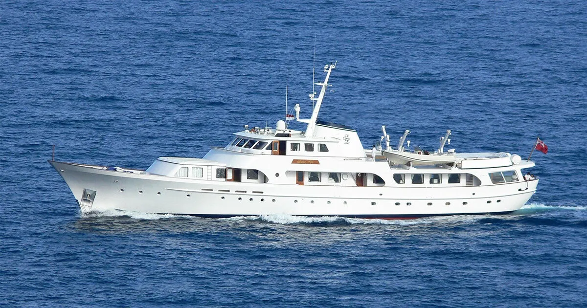 Secret Life 45.02m Feadship motor yacht charter French Riviera photo 14