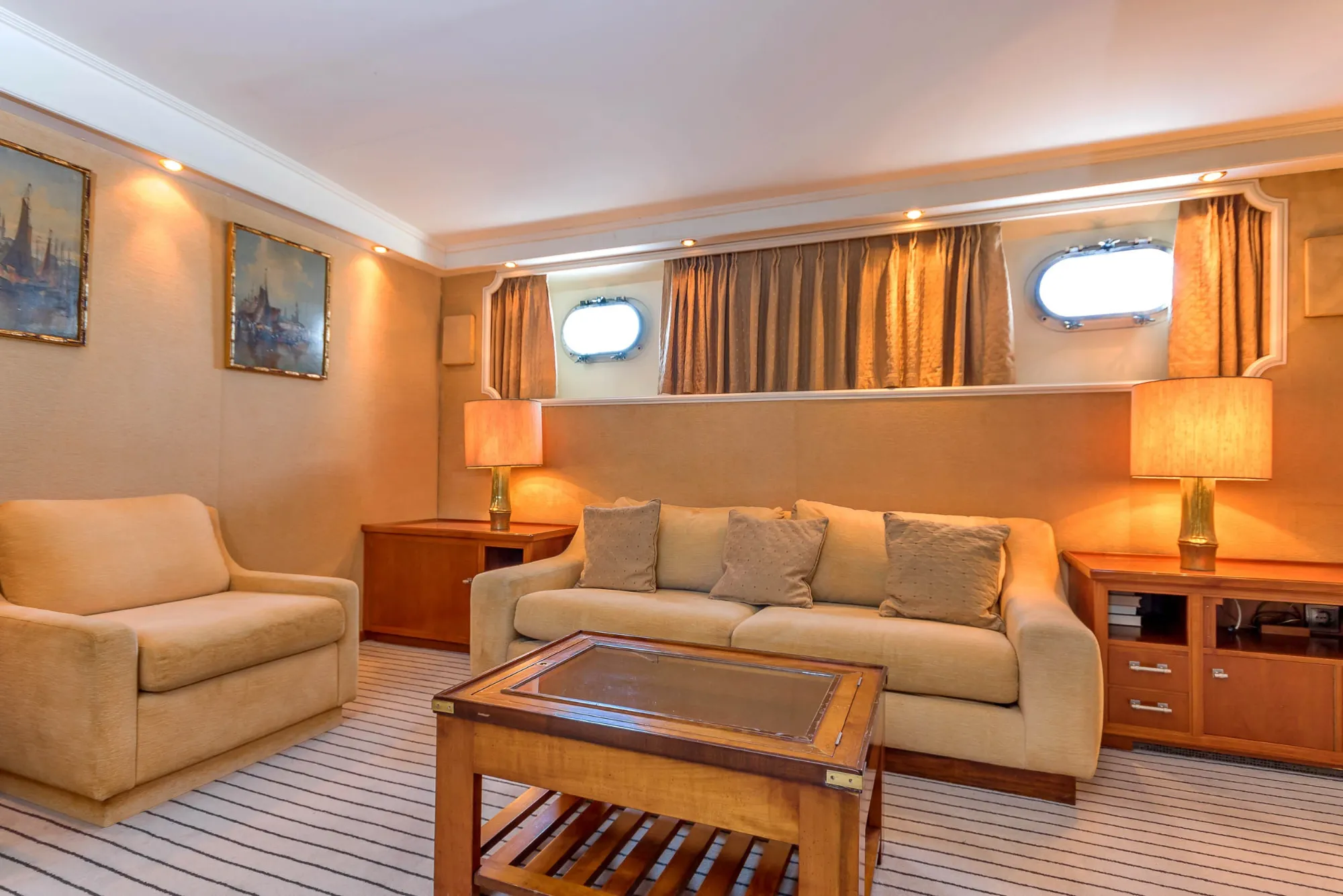 Secret Life 45.02m Feadship motor yacht charter French Riviera photo 22