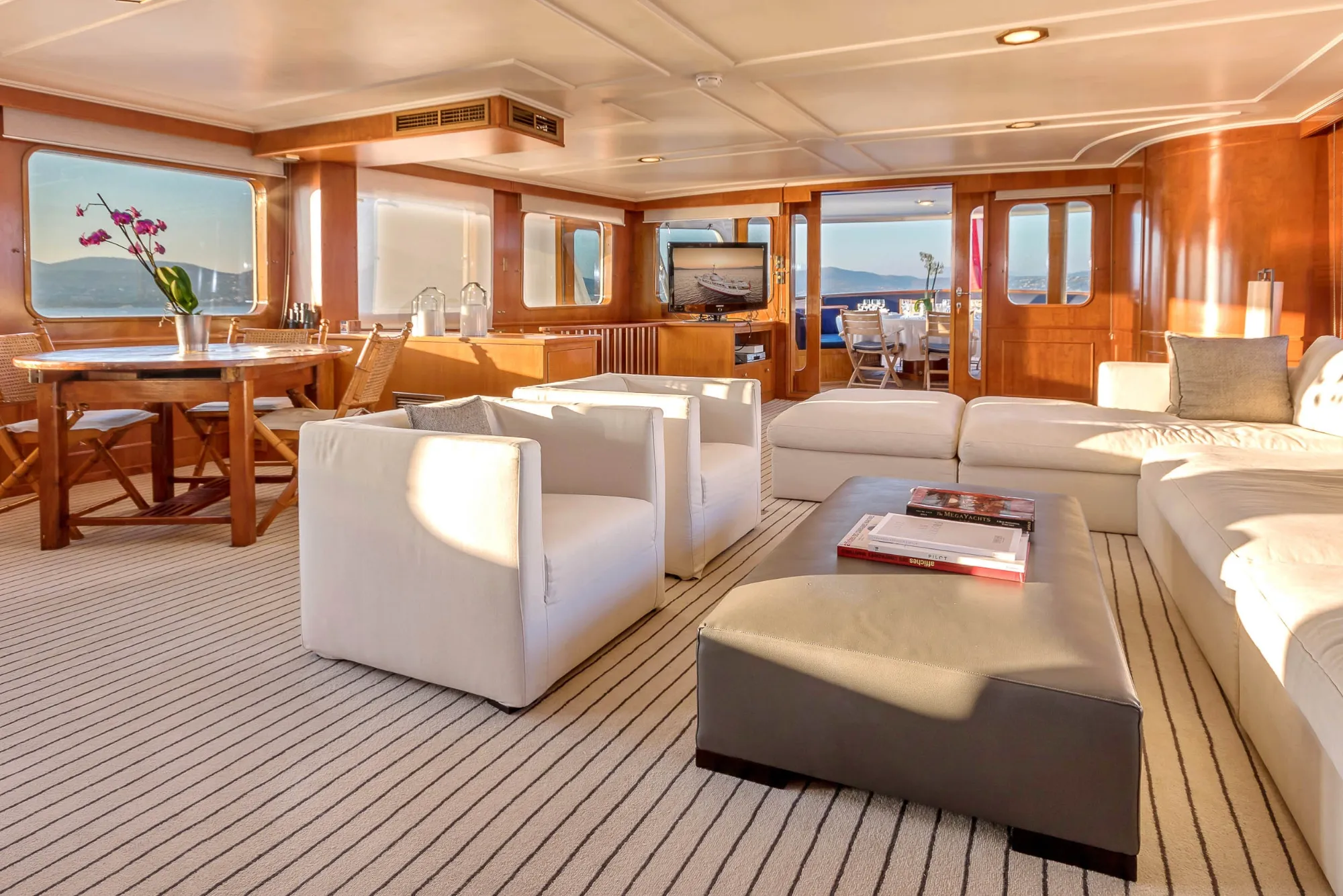 Secret Life 45.02m Feadship motor yacht charter French Riviera photo 25