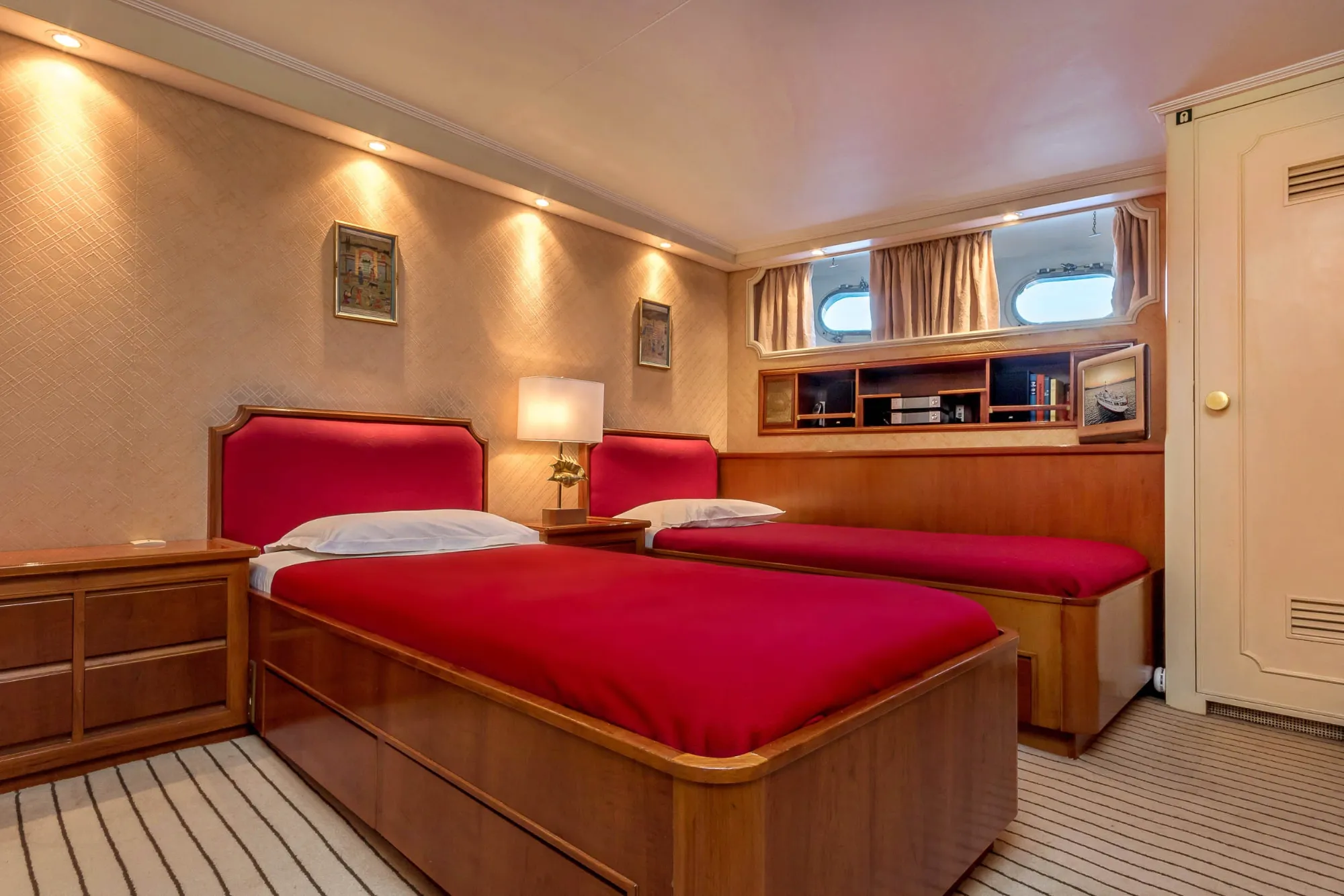 Secret Life 45.02m Feadship motor yacht charter French Riviera photo 43