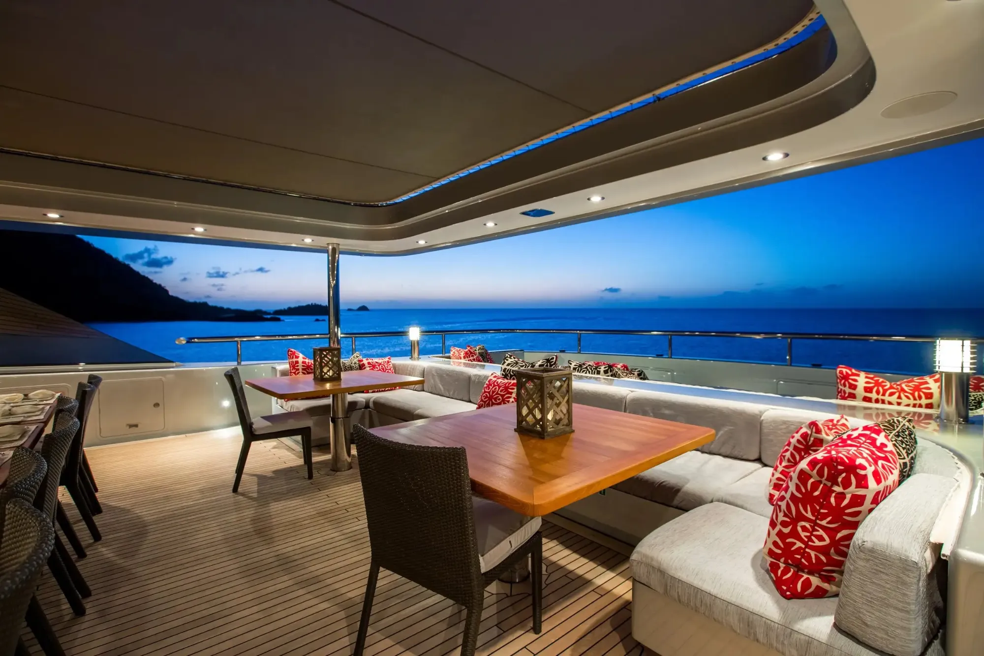 Slipstream 60m CMN Yachts motor yacht charter French Riviera photo 09