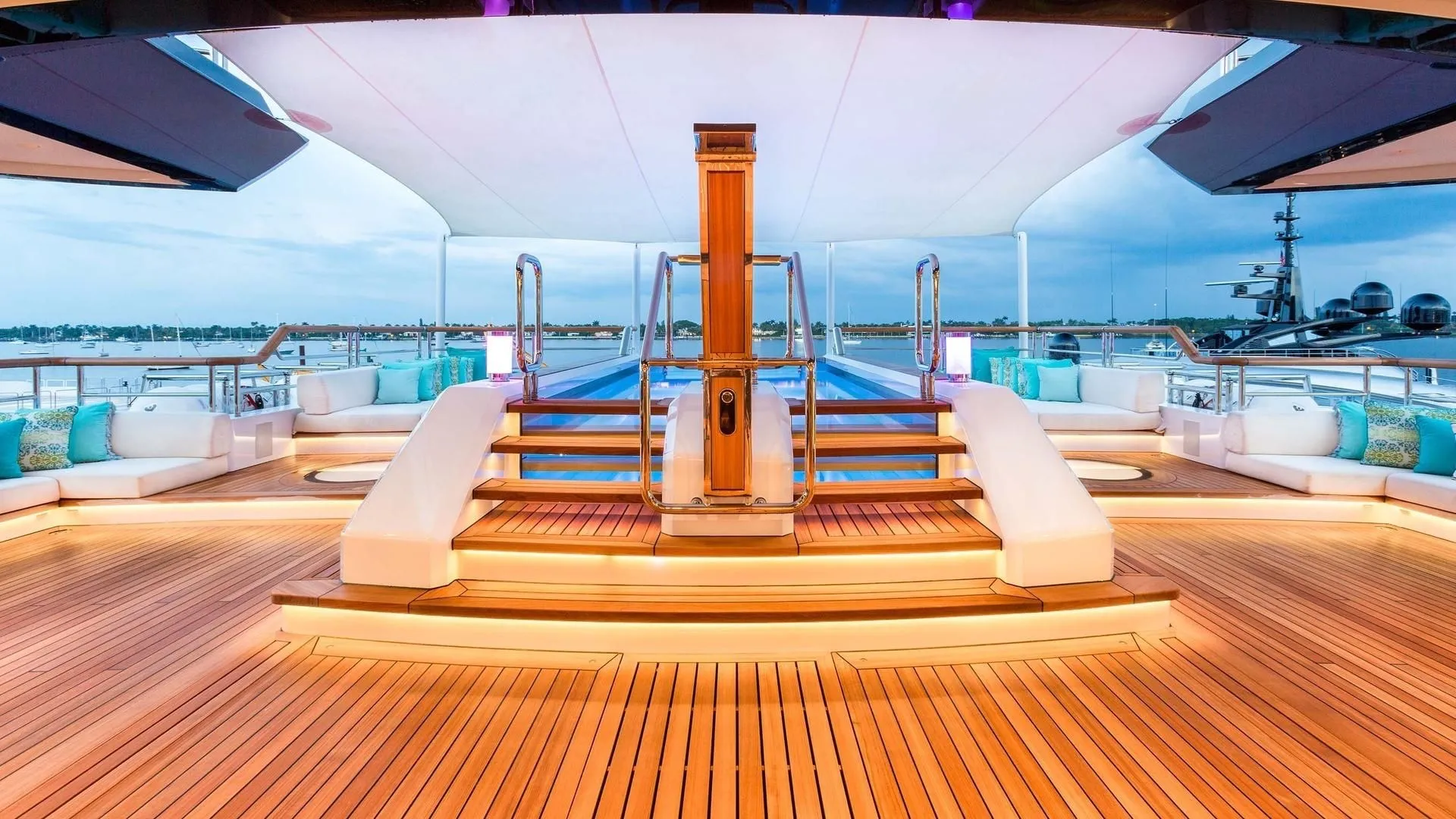 Solandge 85.1m Lurssen motor yacht charter Mediterranean photo 10