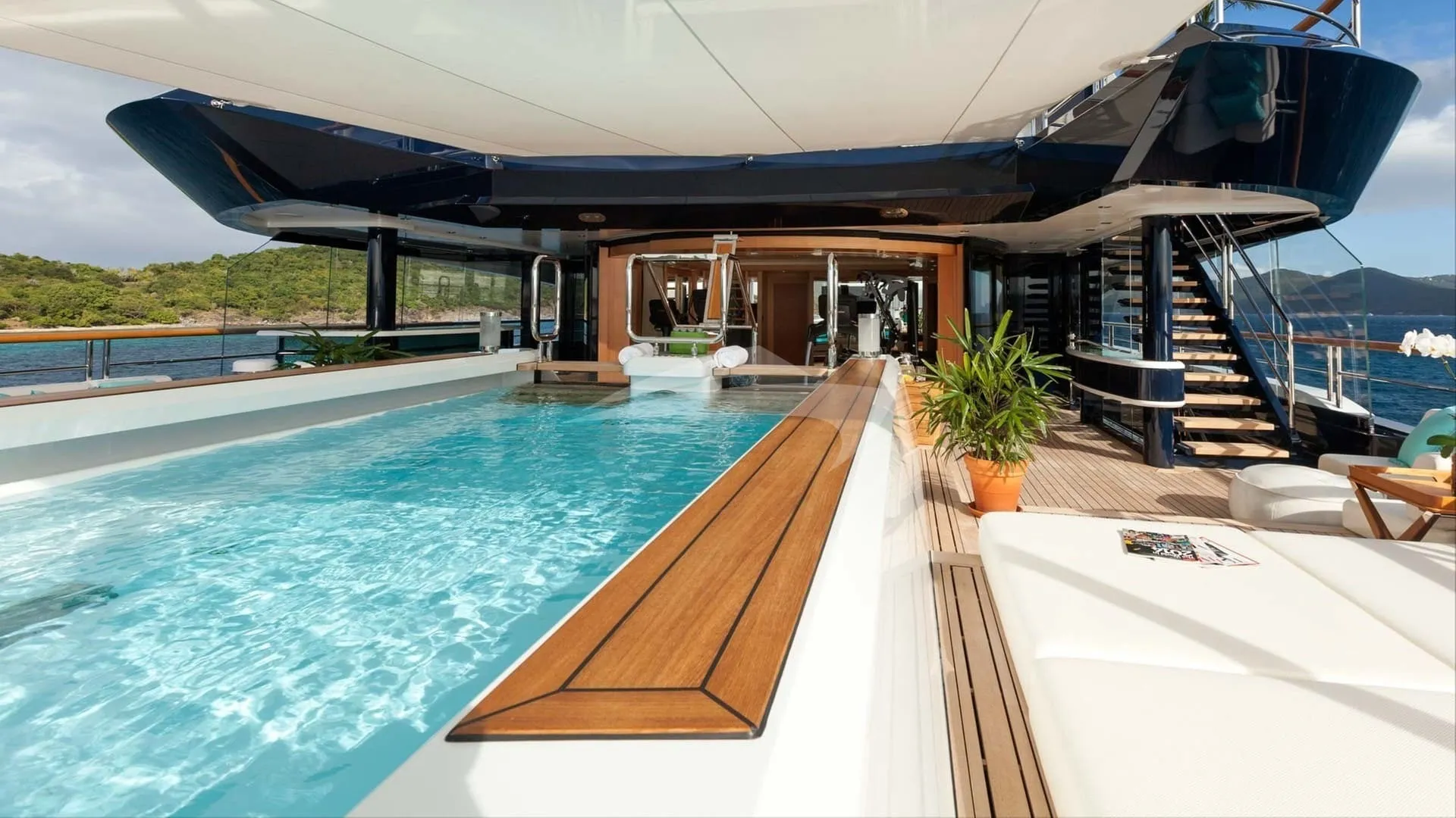 Solandge 85.1m Lurssen motor yacht charter Mediterranean photo 13