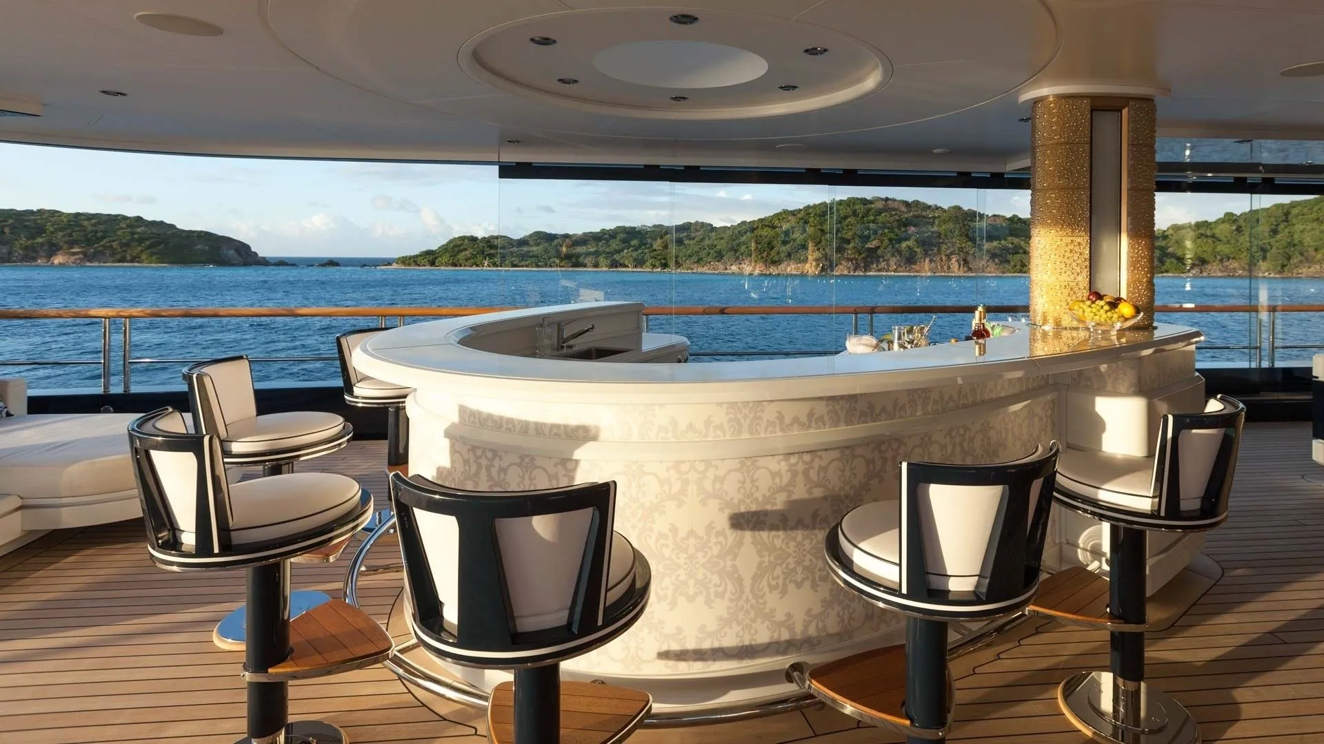 Solandge 85.1m Lurssen motor yacht charter Mediterranean photo 22