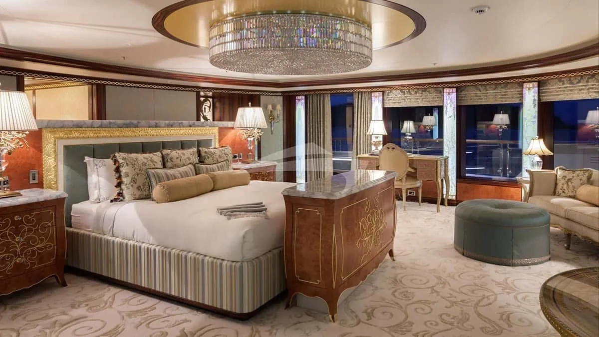 Solandge 85.1m Lurssen motor yacht charter Mediterranean photo 39