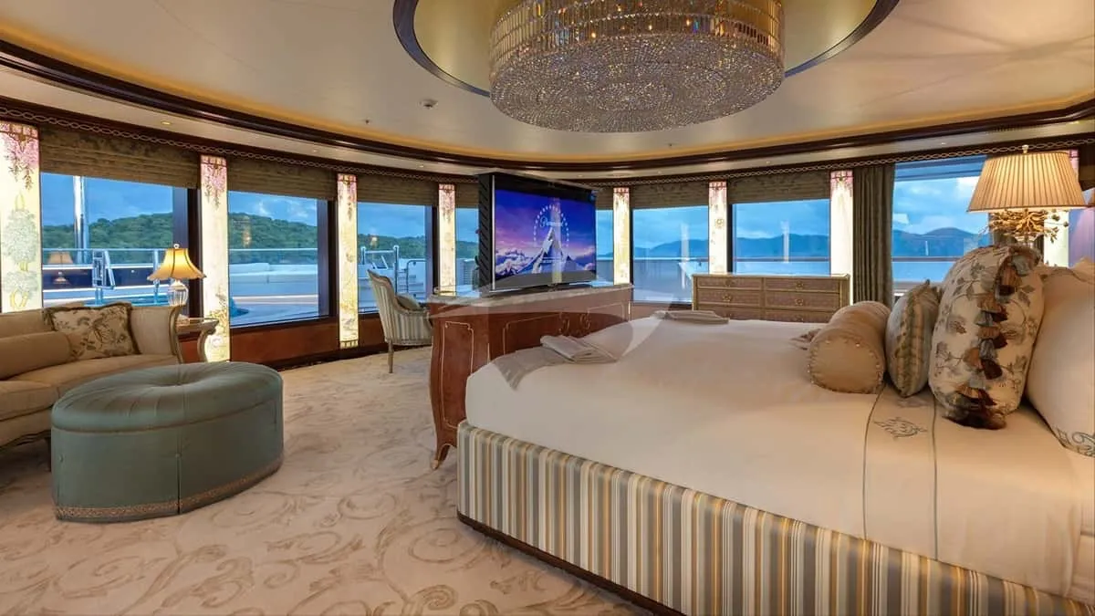 Solandge 85.1m Lurssen motor yacht charter Mediterranean photo 40