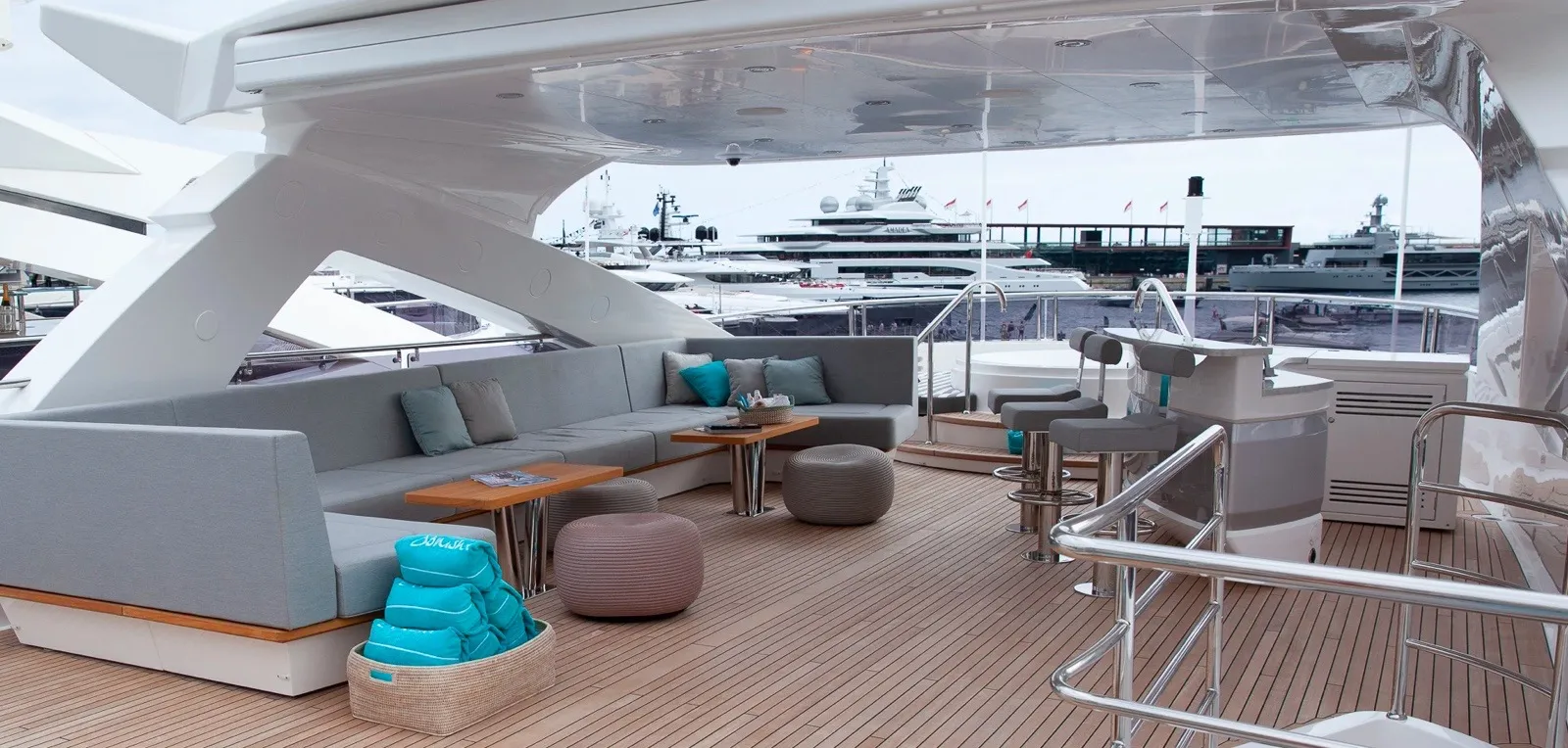 Sonishi 40.05m Sunseeker motor yacht charter Mediterranean photo 11