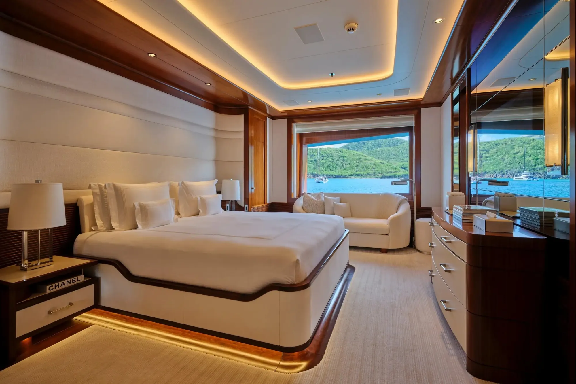 Sophia 97m Feadship motor yacht charter French Riviera photo 26