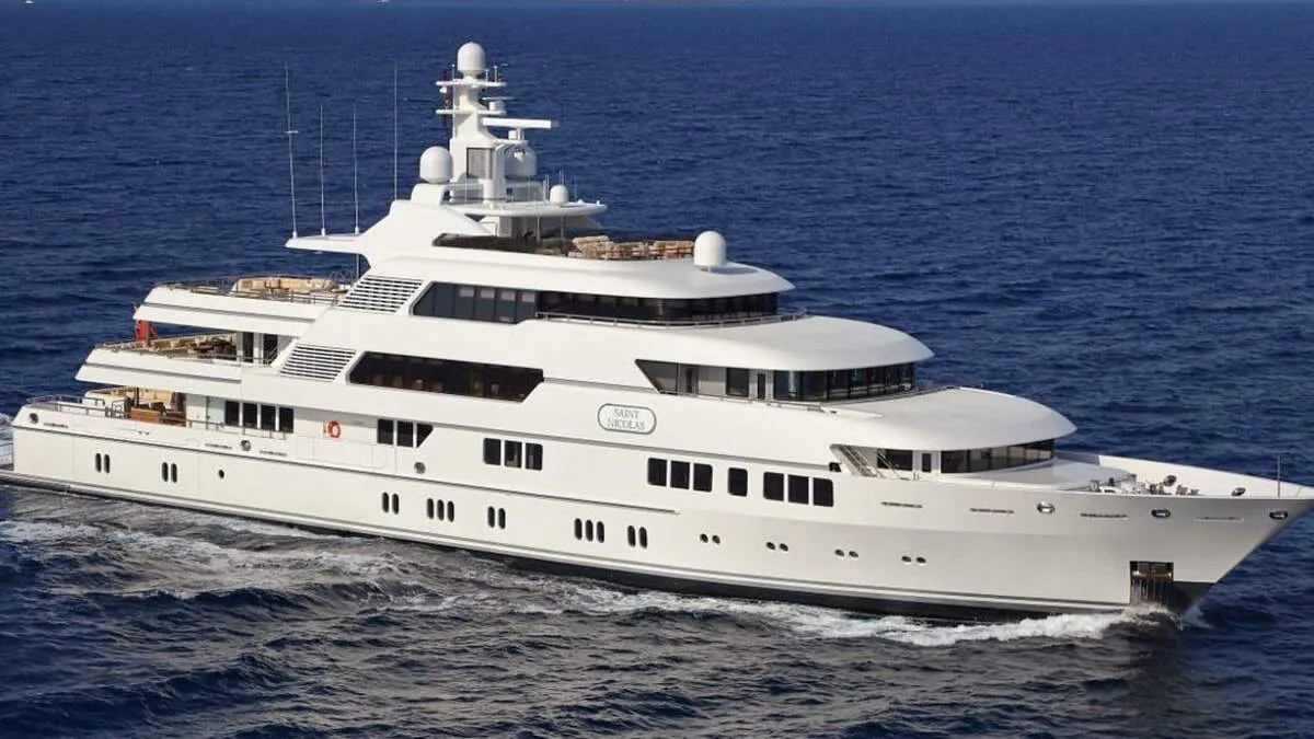 Starfire 73m Lurssen motor yacht charter Mediterranean photo 05