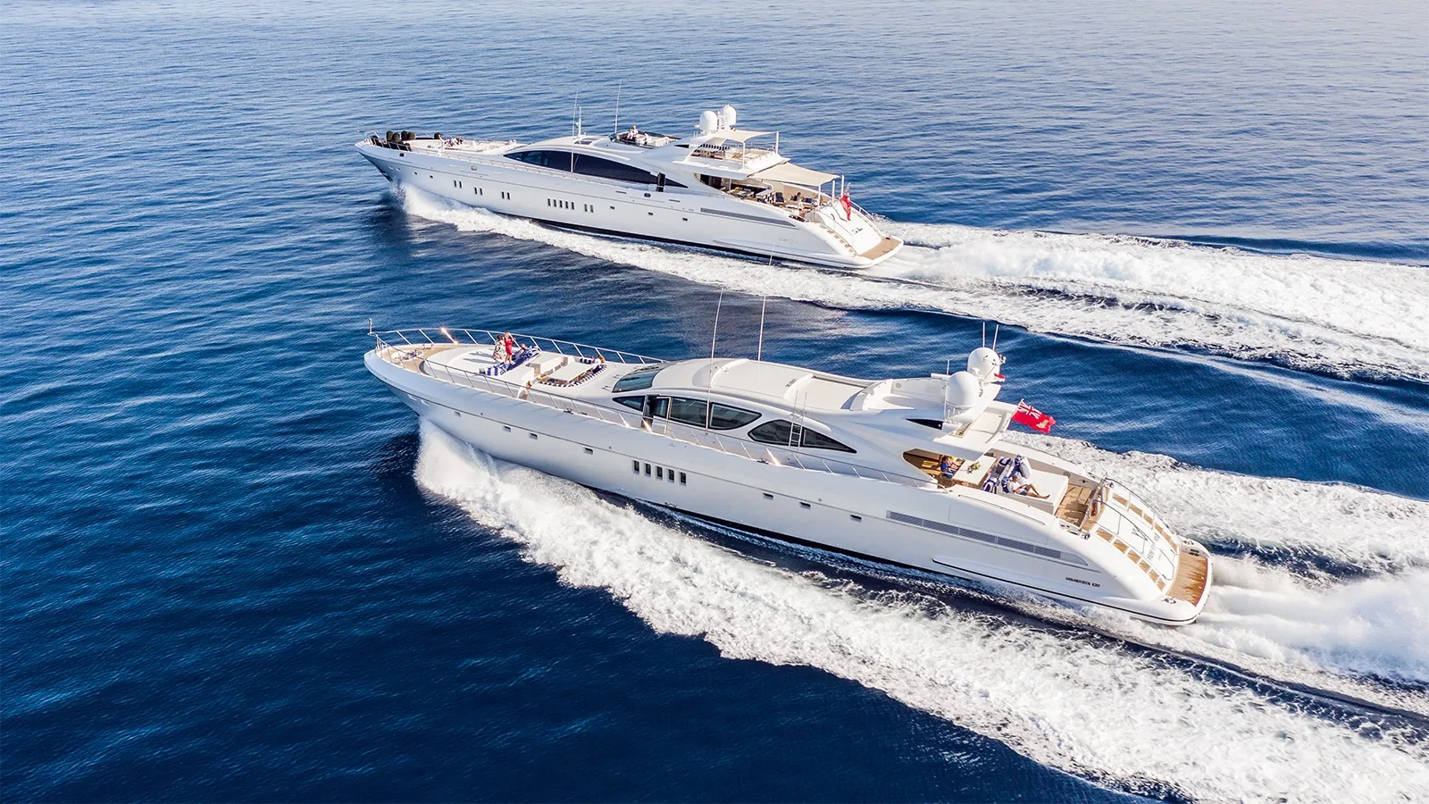 Veni Vidi Vici 39.65m Mangusta motor yacht charter French Riviera photo 06