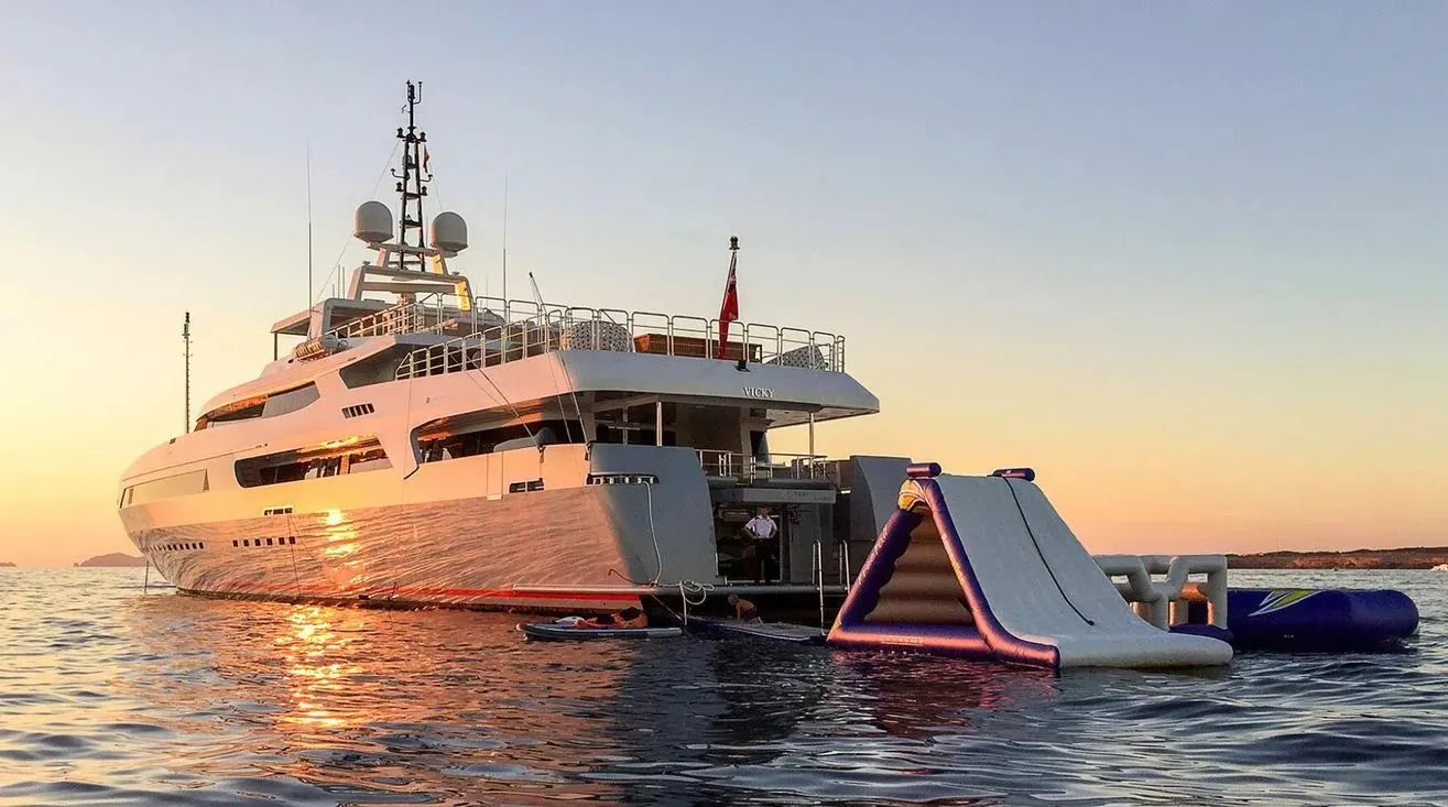 Vicky 59.4m Baglietto motor yacht charter French Riviera photo 04
