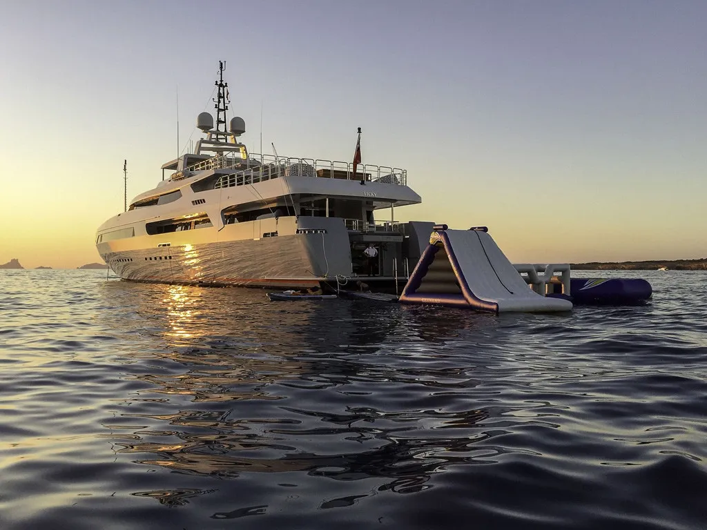 Vicky 59.4m Baglietto motor yacht charter French Riviera photo 06